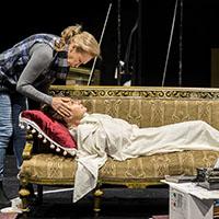 Udvaros Dorottya és Söptei Andrea a próbán