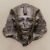 Királyfej (II. Amenhotep) / Újbirodalom, 18. dinasztia / Magasság: 40 cm ©Koppenhága / Ny Carslberg Glyptotek